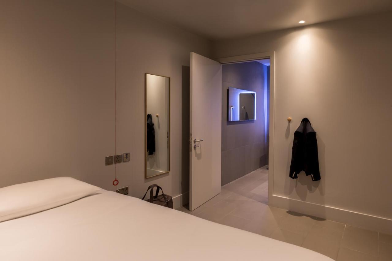Zedwell Piccadilly Circus Hotel Лондон Екстериор снимка