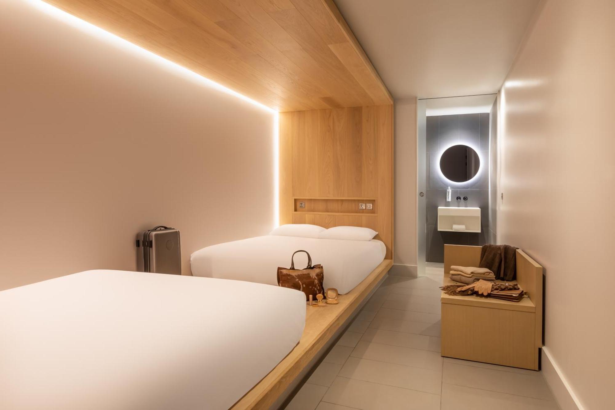 Zedwell Piccadilly Circus Hotel Лондон Екстериор снимка