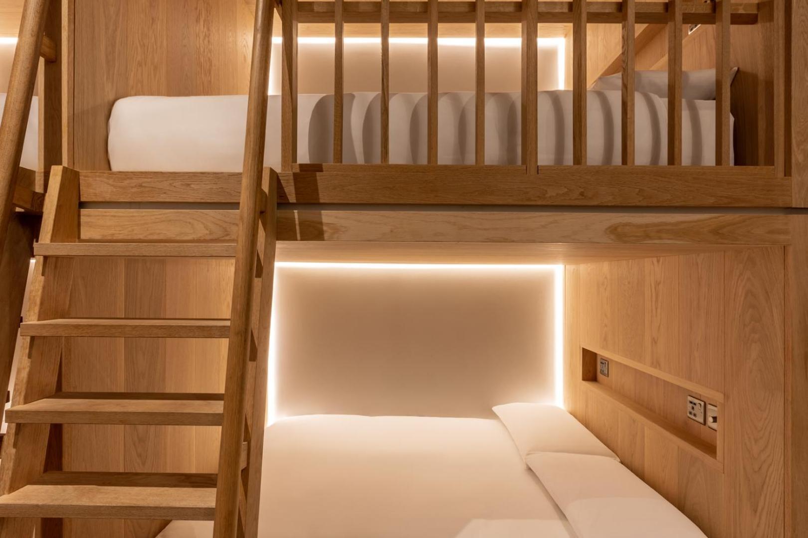 Zedwell Piccadilly Circus Hotel Лондон Екстериор снимка