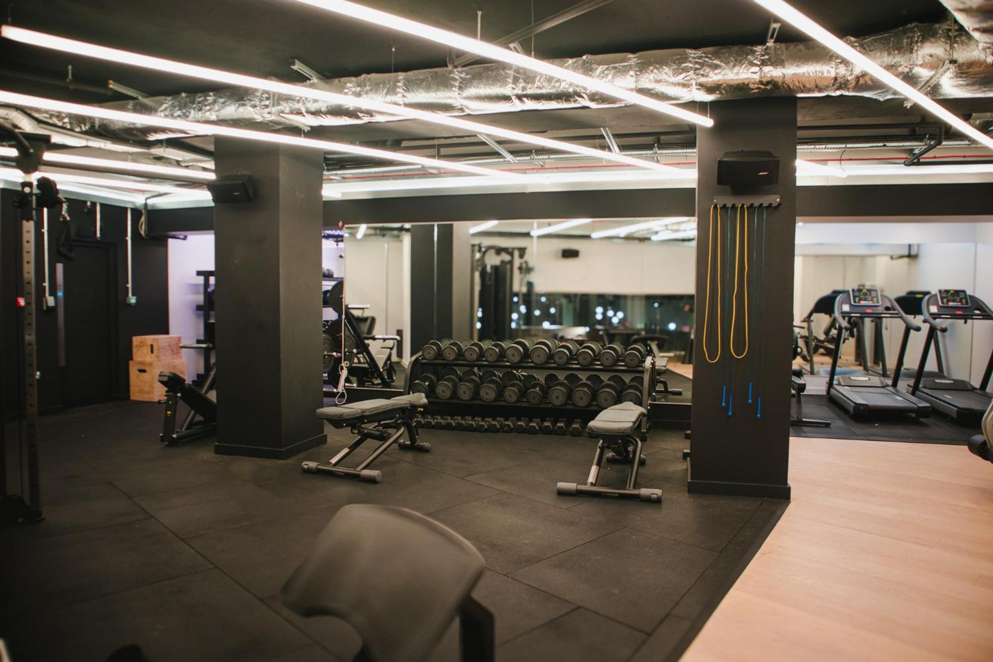 Zedwell Piccadilly Circus Hotel Лондон Екстериор снимка